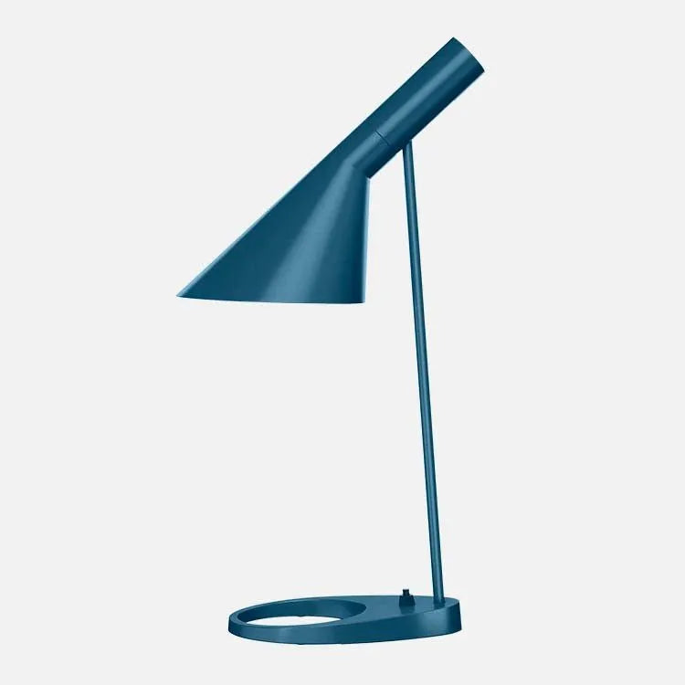 Moderne Nachttischlampe aus Stahl