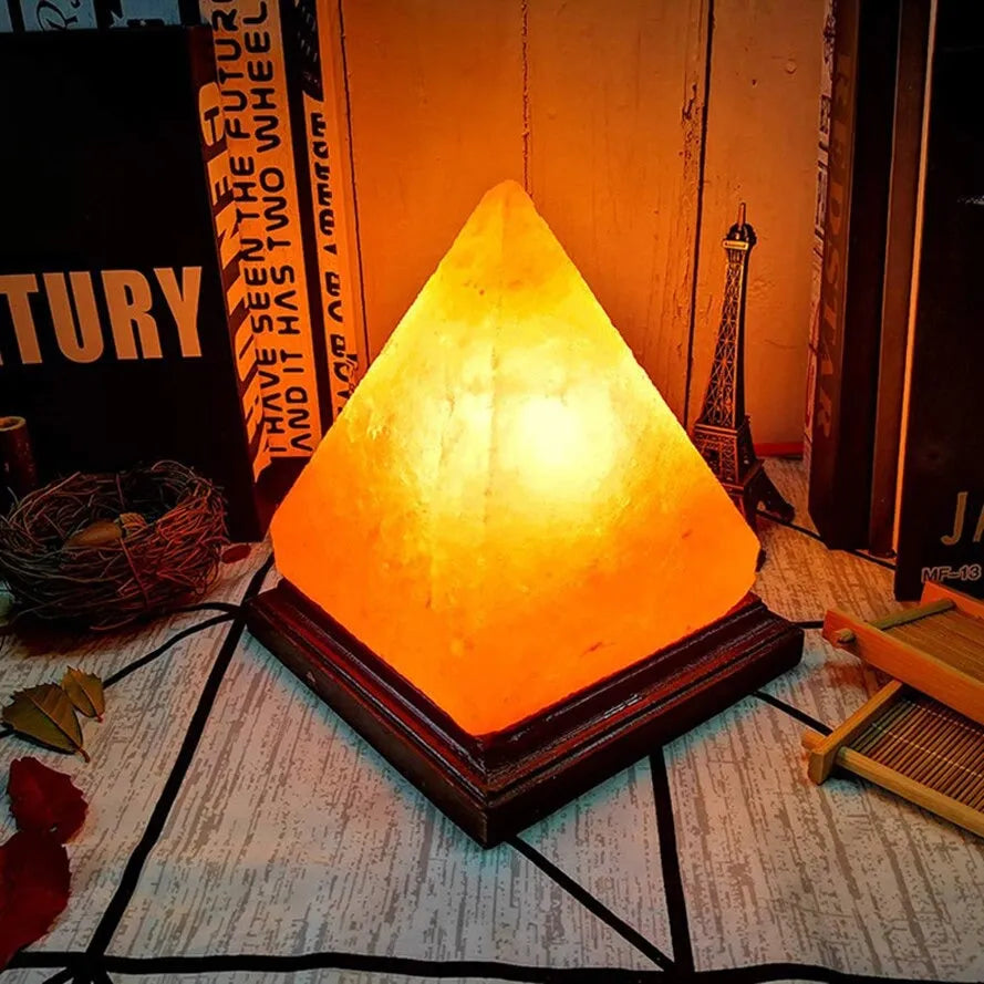 Pyramiden-Salzlampe