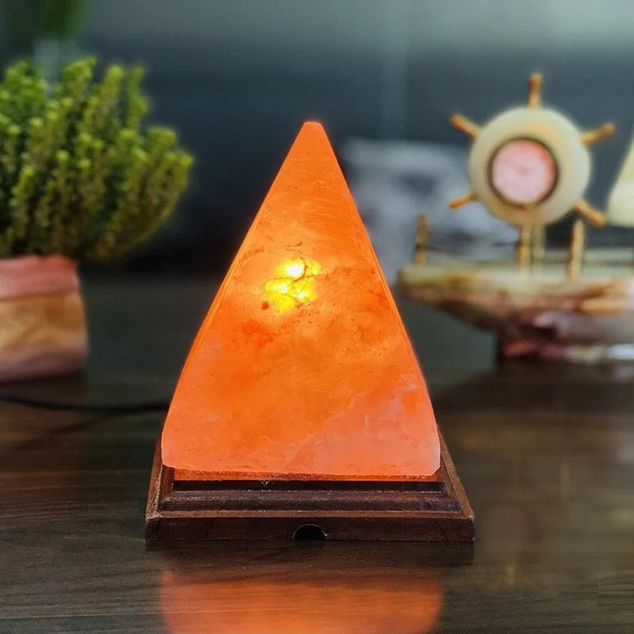 Pyramiden-Salzlampe